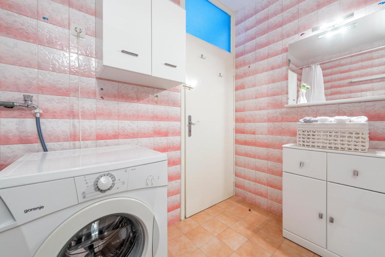 Adventure Apartment 75M2 Close To The Center Split Eksteriør bilde